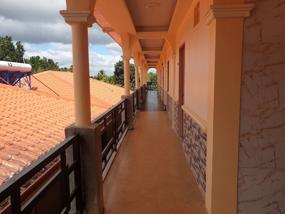 Resort de Hera — hotel in Silang