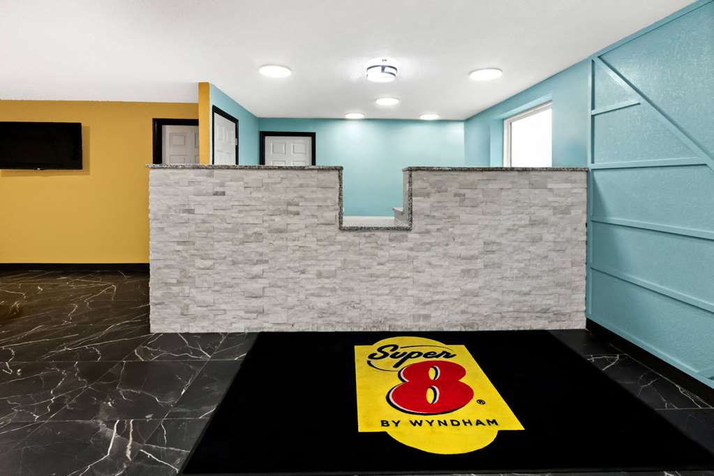 Super 8 by Wyndham Vandalia Dayton International Airport - photo 10