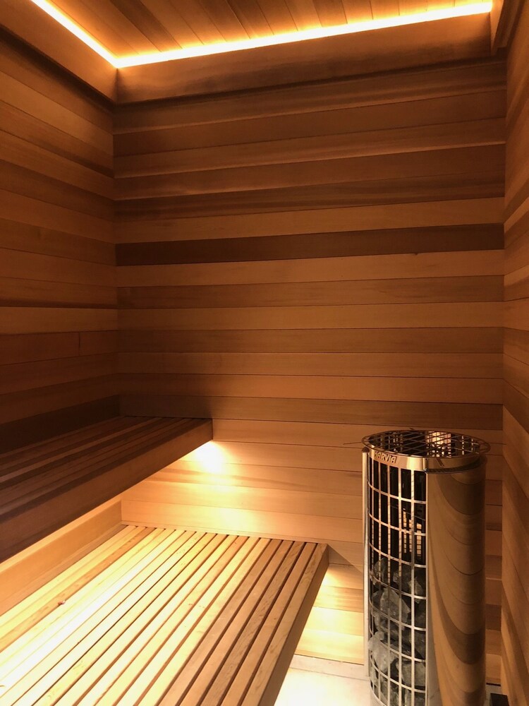 A Room At The Beach - photo 13