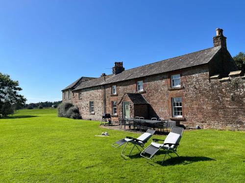 Kirk House Longtown ideal for groups or families holidaying together — 4-Star Luxury Hotel in Longtown, United Kingdom