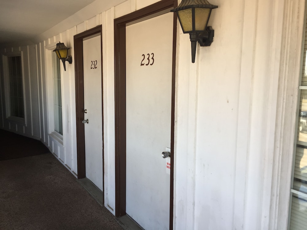 Rustic Motel Rolla - photo 55
