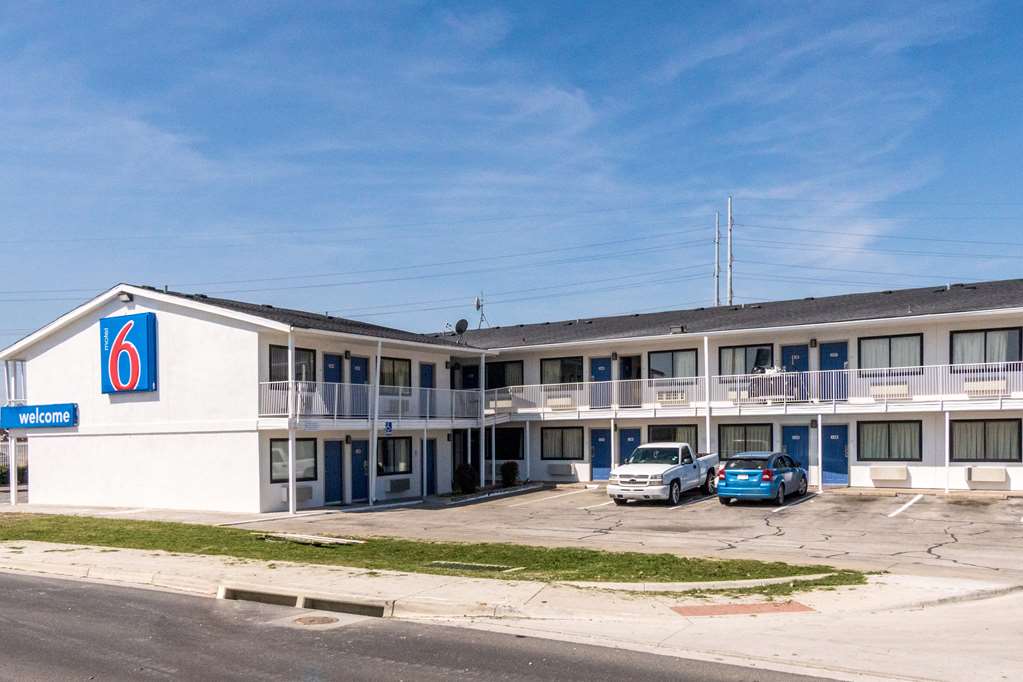 Motel 6 Fort Worth TX North - photo 9