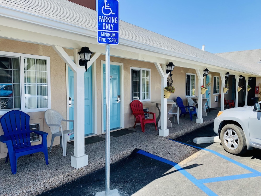 Central Coast Inn - photo 27