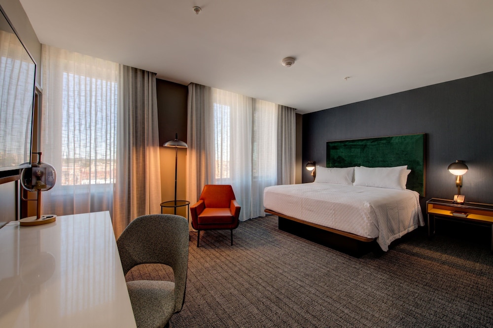 Threefoot Hotel Meridian a Tribute Portfolio Hotel - photo 12