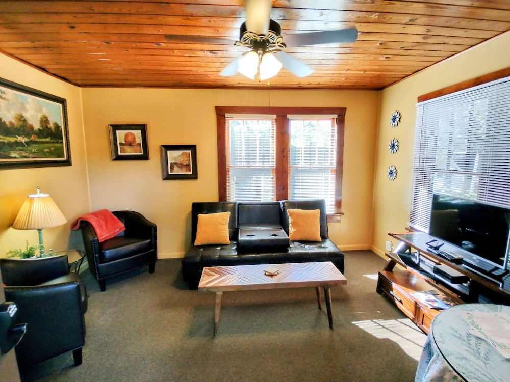 Edgewater Resort Cottage #1 - photo 118