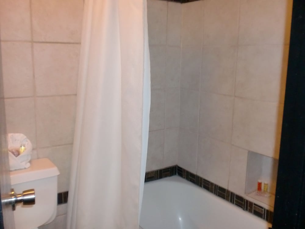 The North Shore Inn - photo 26