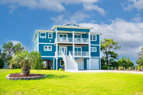 Pier Pleasure by Oak Island Accommodations - photo 25