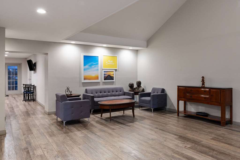 Days Inn by Wyndham Americus - photo 7