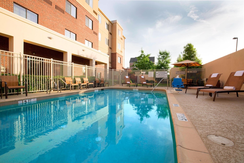Courtyard by Marriott Dallas Arlington South - photo 21