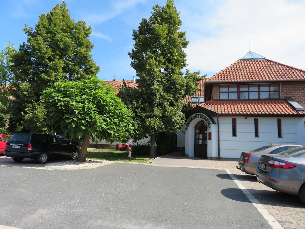 Jozsi Bacsi Vendegloje Es Szallodaja in Szombathely, Hungary