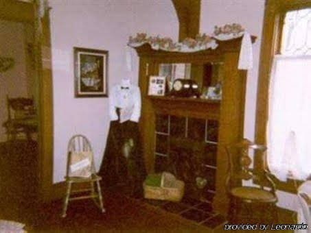 The Homespun Country Inn - photo 5