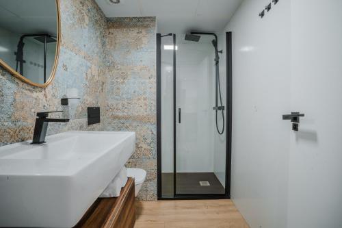 Apartamento Boutique Beluga — 4-Star Luxury Hotel in Garrucha, Spain
