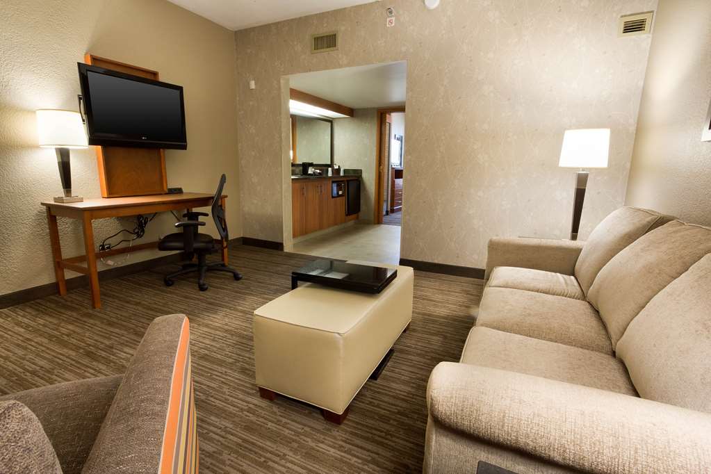 Drury Inn & Suites Austin North - photo 10