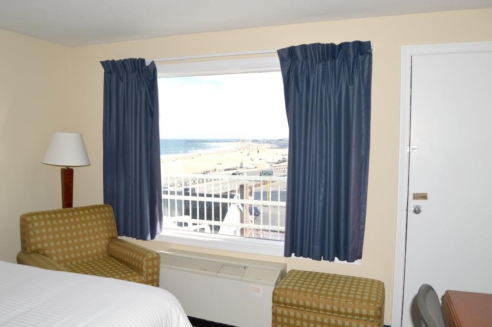 Hampton House Hotel - photo 36