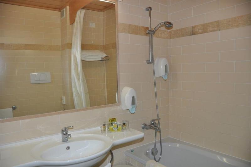 Le Acacie Hotel & Residence — 4-Star Luxury Hotel in Capoliveri, Italy