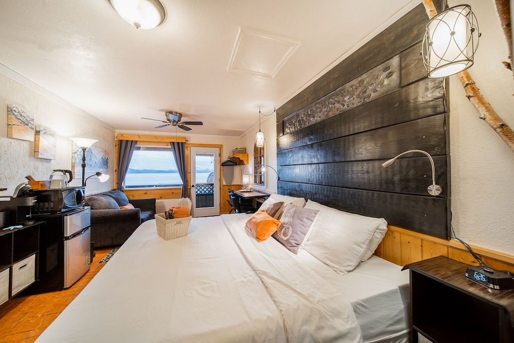 Homer Inn and Spa - photo 4