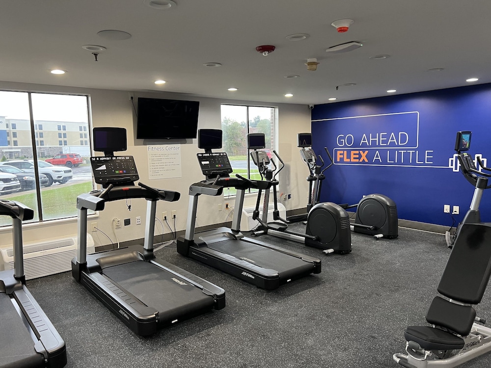Holiday Inn Express Rocky Mount Sports Center by IHG - photo 41