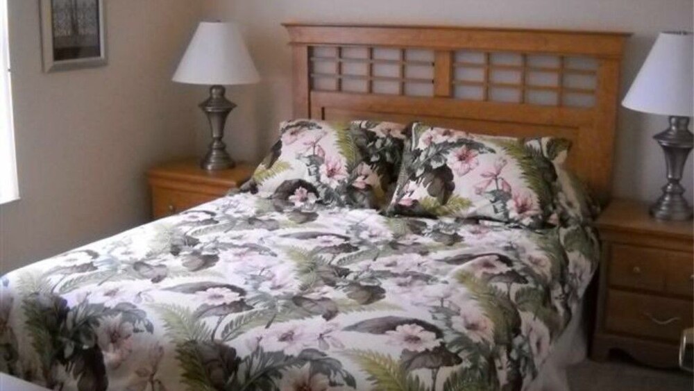 TweedleDum & Dees Townhome - photo 3