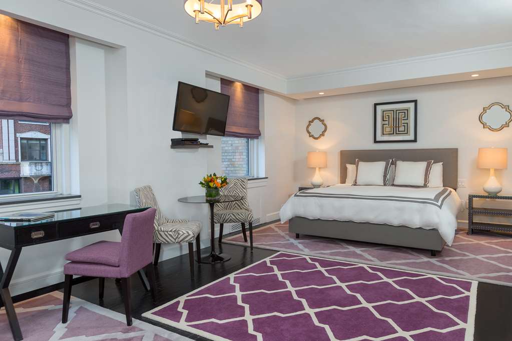 The Lombardy Hotel - photo 56