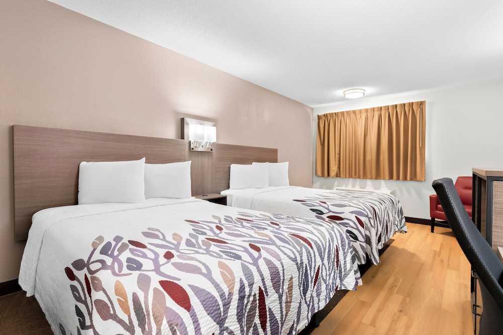 Red Roof Inn Harrisburg North - photo 4