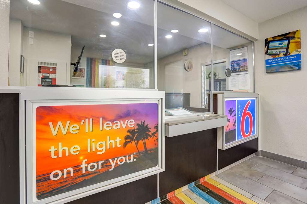 Motel6 San Bernardino CA South - photo 23