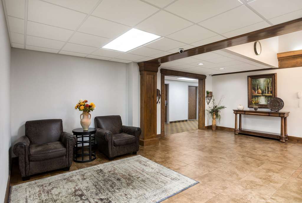 Quality Inn & Suites Monterey I 40 - photo 8