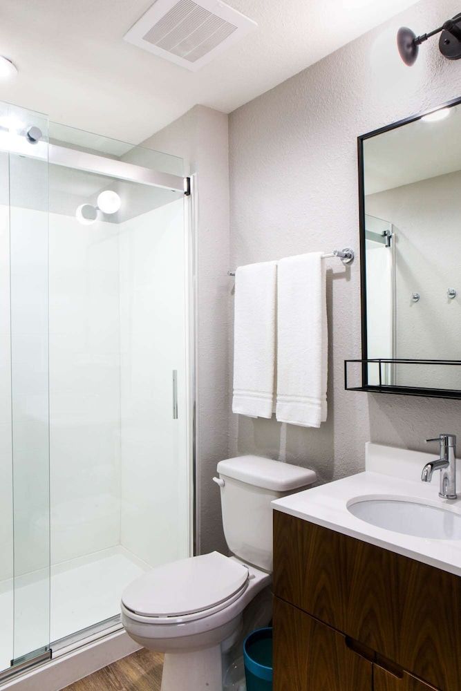 Uptown Suites Extended Stay Tampa FL Riverview - photo 30