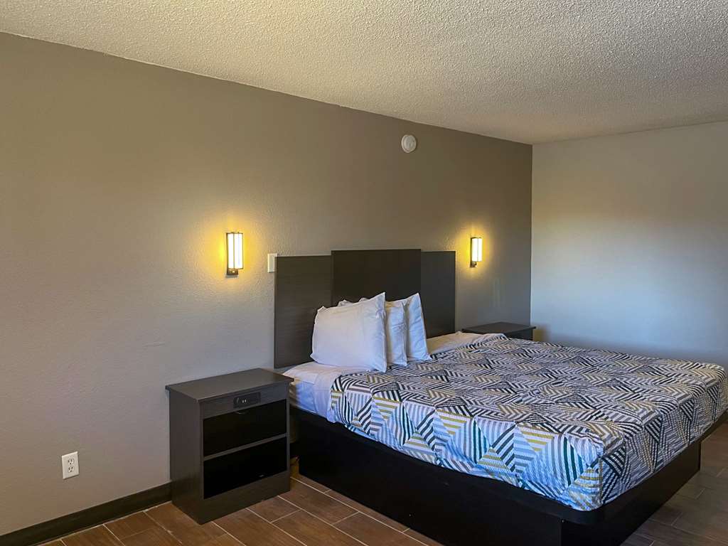 Motel 6 Hurricane WV - photo 8
