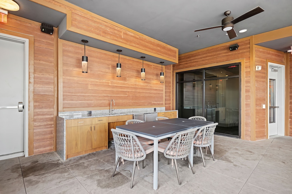 Placemakr Downtown Austin - photo 263