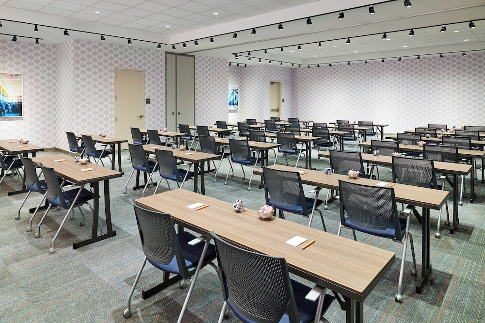Aloft Louisville Downtown - photo 48