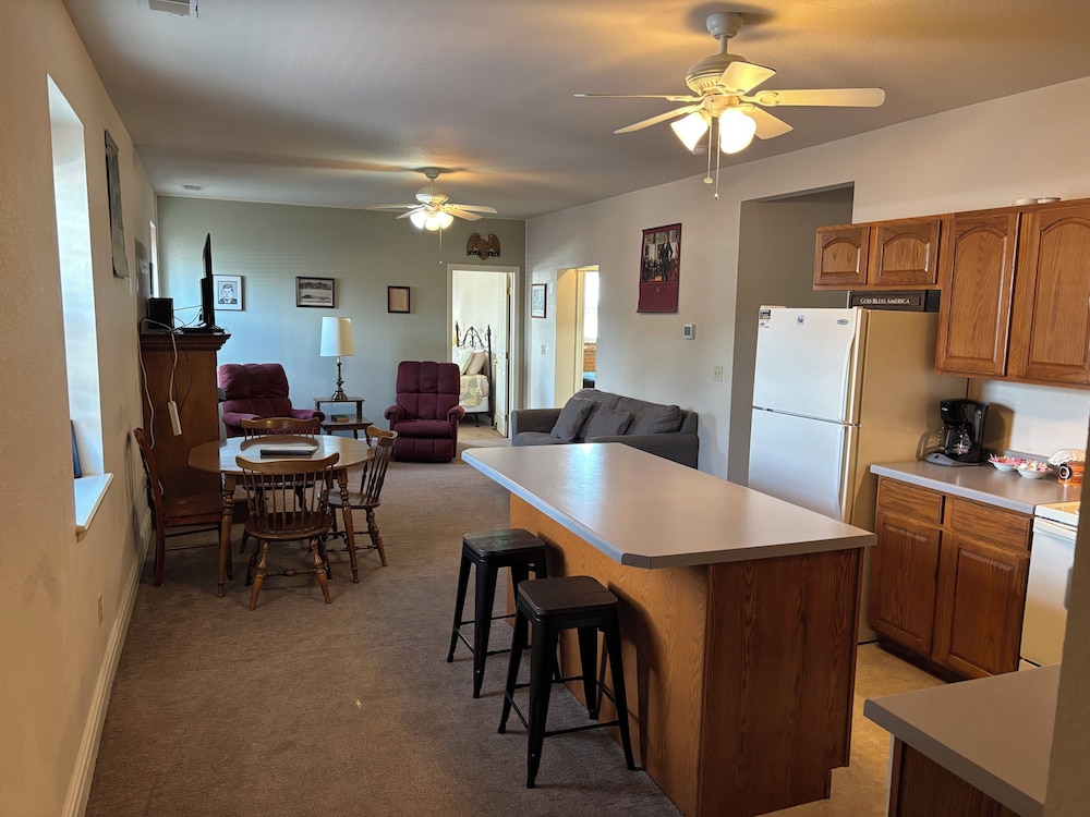 Hermann Crown Suites - photo 165