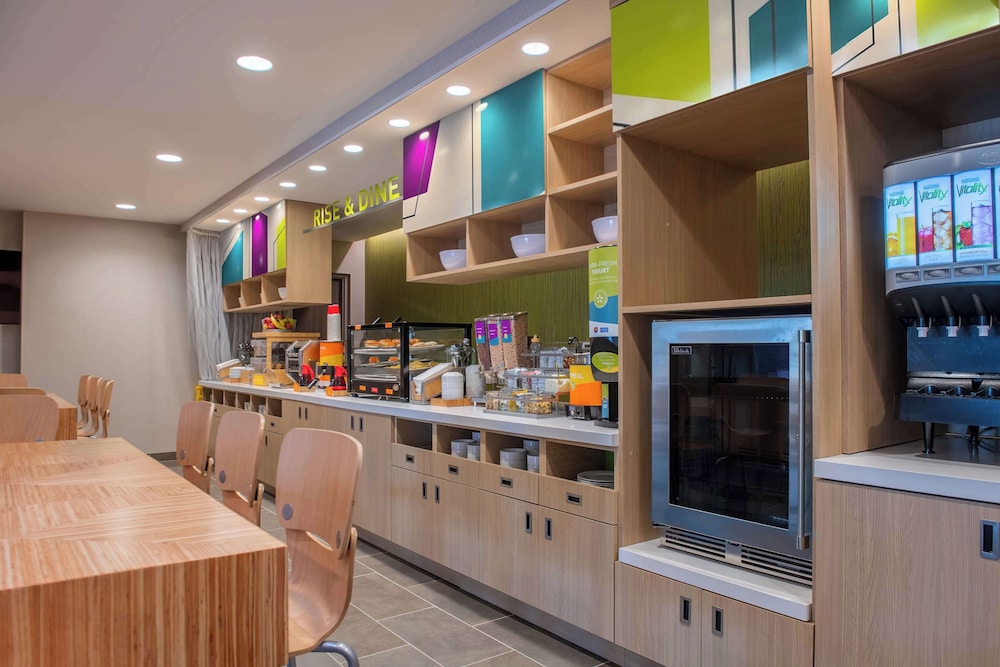 Home2 Suites by Hilton Kingsland - photo 29