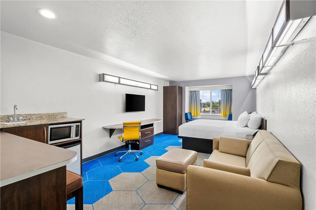 Microtel Inn & Suites by Wyndham Searcy - photo 27