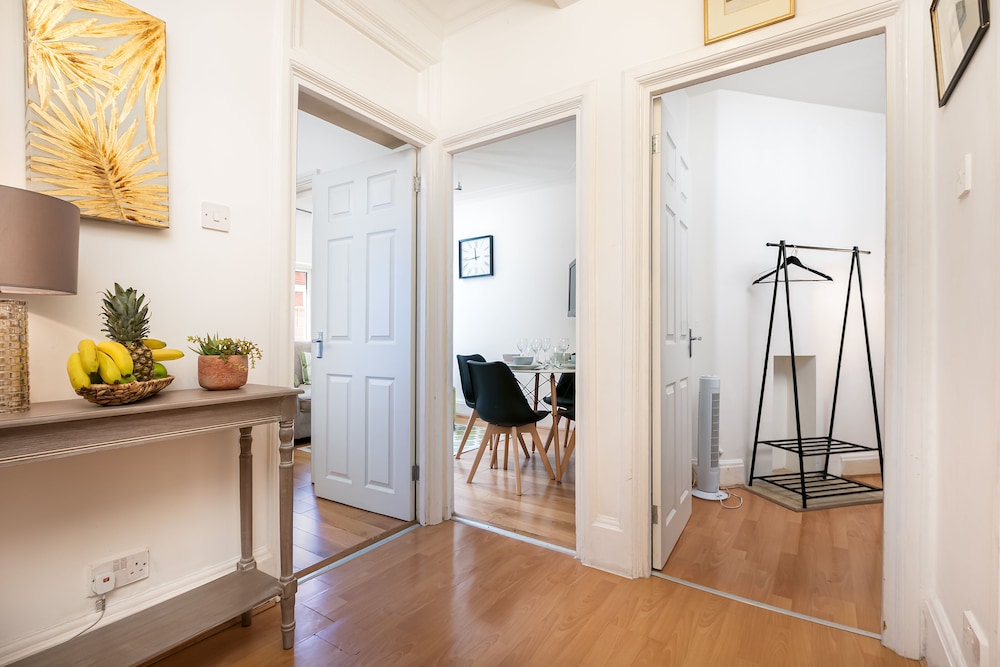 Trendy Covent Garden Apartment — 4-Star Luxury Hotel in London, United Kingdom