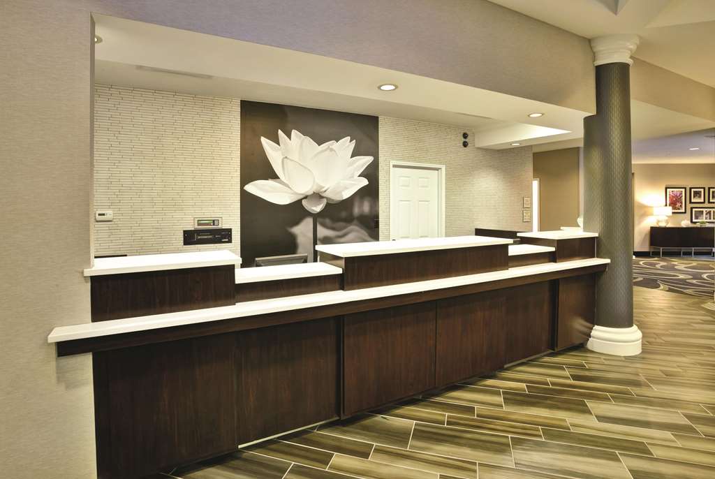 La Quinta Inn & Suites by Wyndham Birmingham Homewood - photo 5
