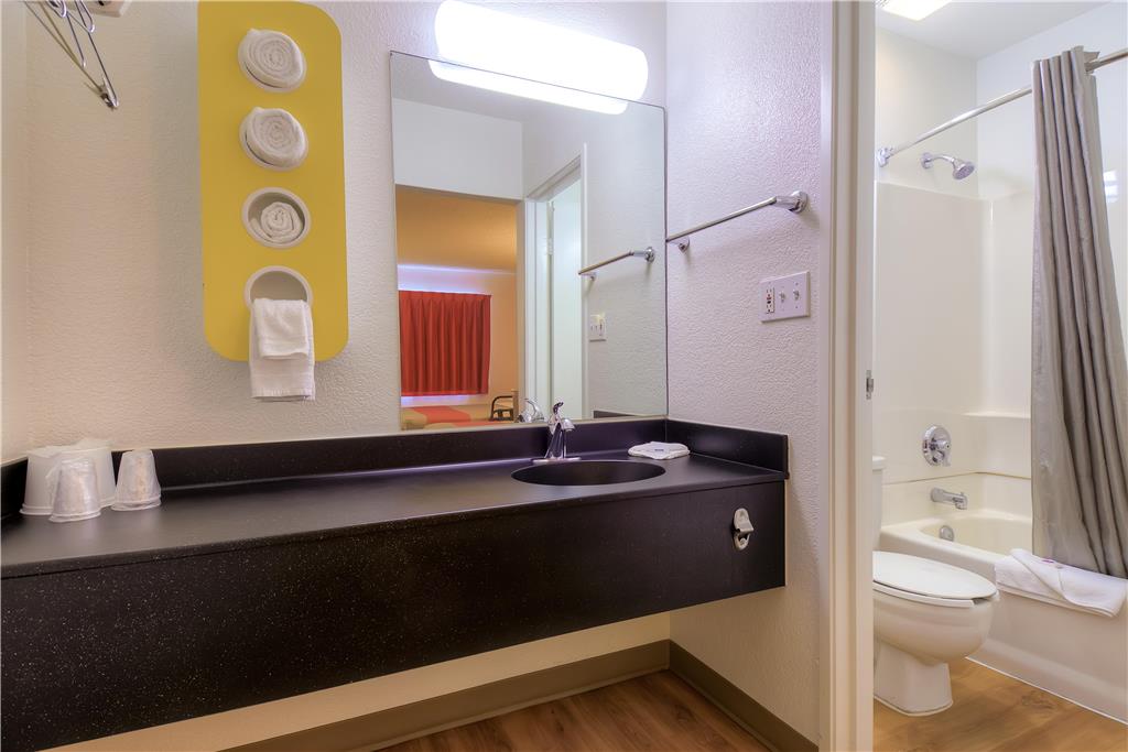 Motel 6 Las Vegas NV Boulder Highway - photo 26