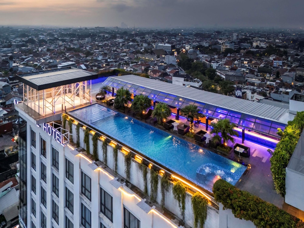 Mercure Bandung City Centre in Bandung, Indonesia