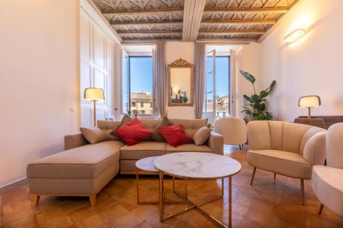 Amelie Suite Navona — 5-Star Luxury Hotel in Rome, Italy