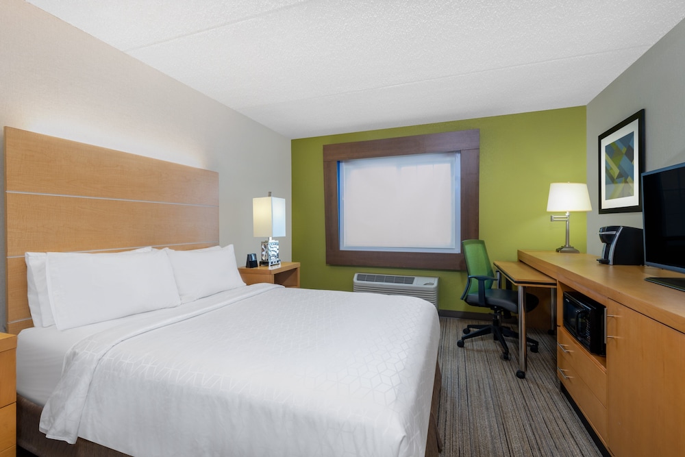 Holiday Inn Express & Suites Wheat Ridge Denver West - photo 21