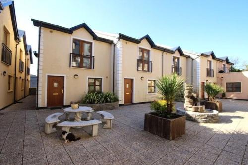2 Clifden Court — 4-Star Luxury Hotel in Clifden, Republic of Ireland