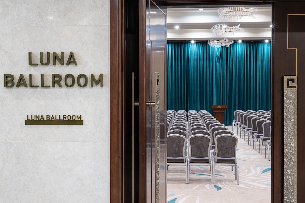 Blossom Hotel Houston Curio Collection by Hilton - photo 100