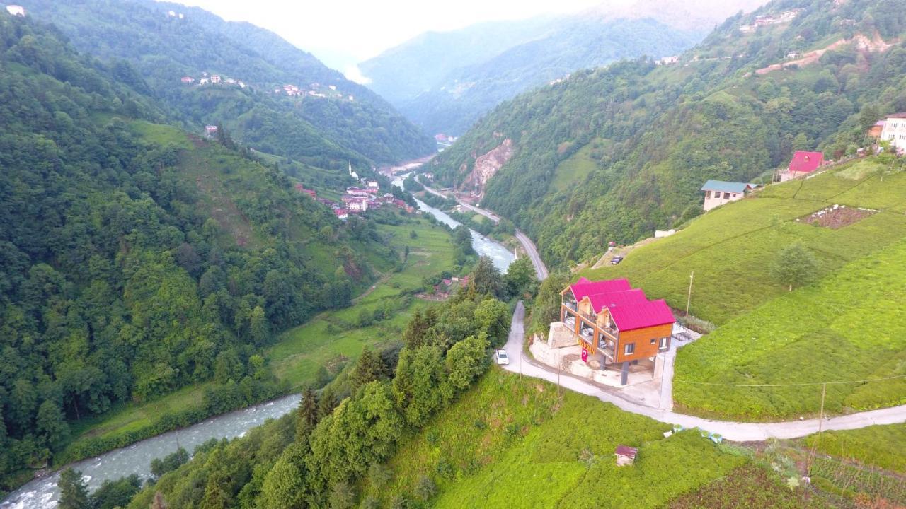 Devran - carbon neutral hotel in Camlihemsin