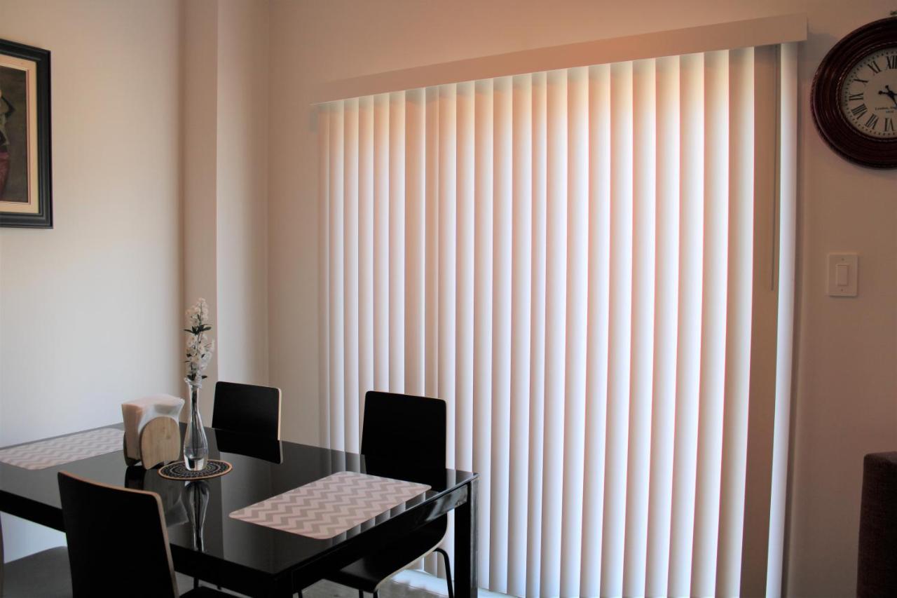 Modern Town House Barrie South — 4-Star Luxury Hotel in Barrie, Canada