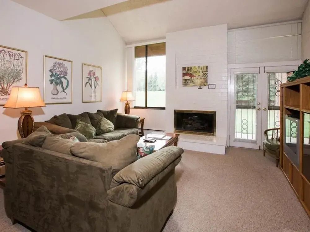 Park Avenue Condominiums Park City Resort Lodging - photo 3