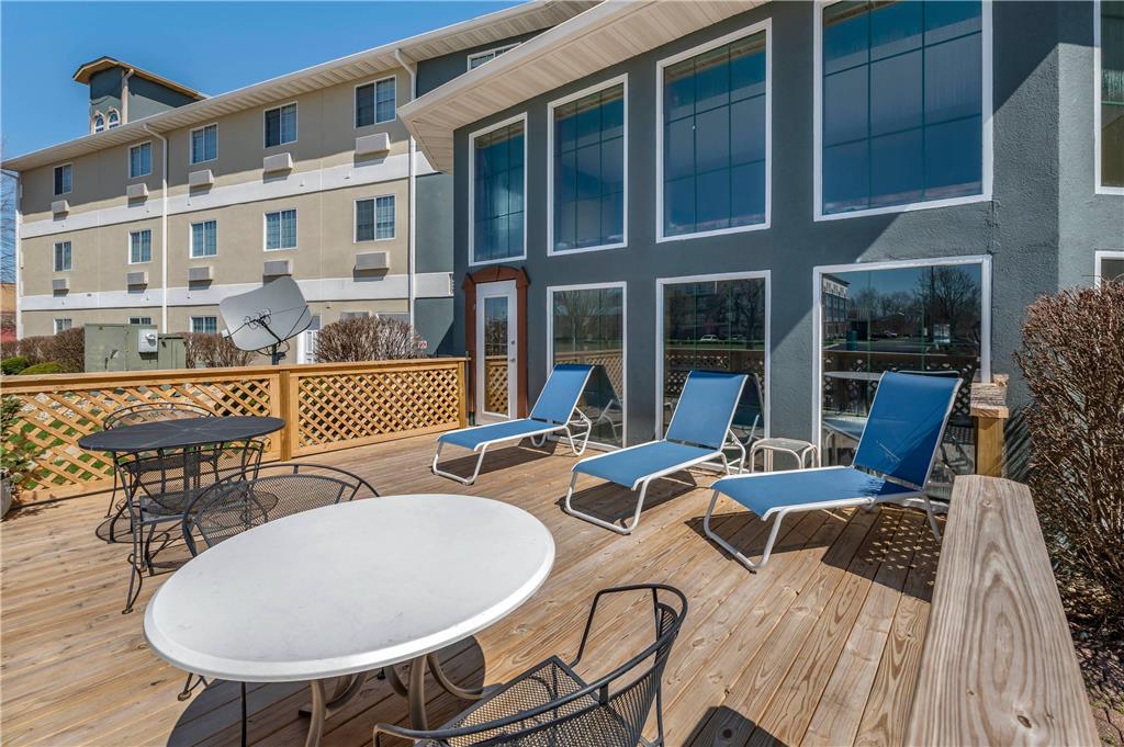 Clarion Pointe Indianapolis Airport - photo 31