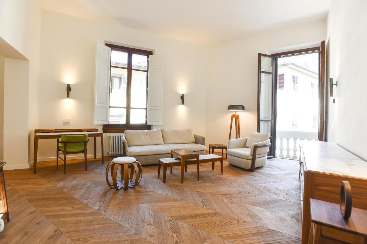 Cappelle Medicee Luxury Flat — 4-Star Luxury Hotel in Florence, Italy