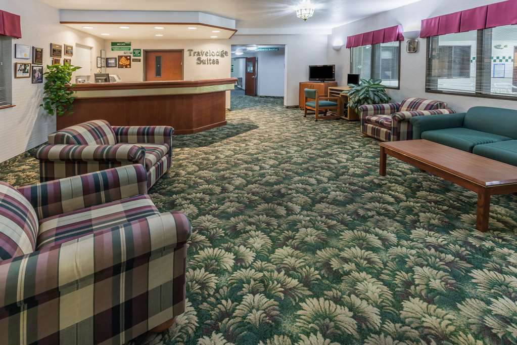 Travelodge Suites by Wyndham Newberg - photo 5