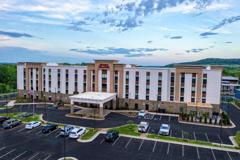 Hampton Inn & Suites Culpeper — Culpeper — photo 2