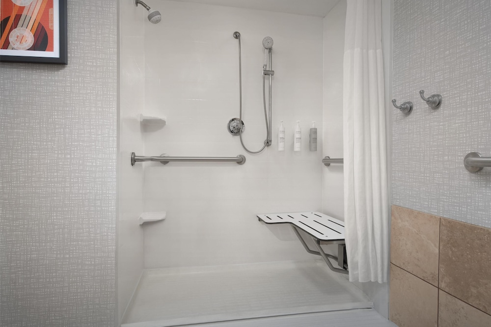 Hampton Inn Pittsburgh Greentree - photo 18