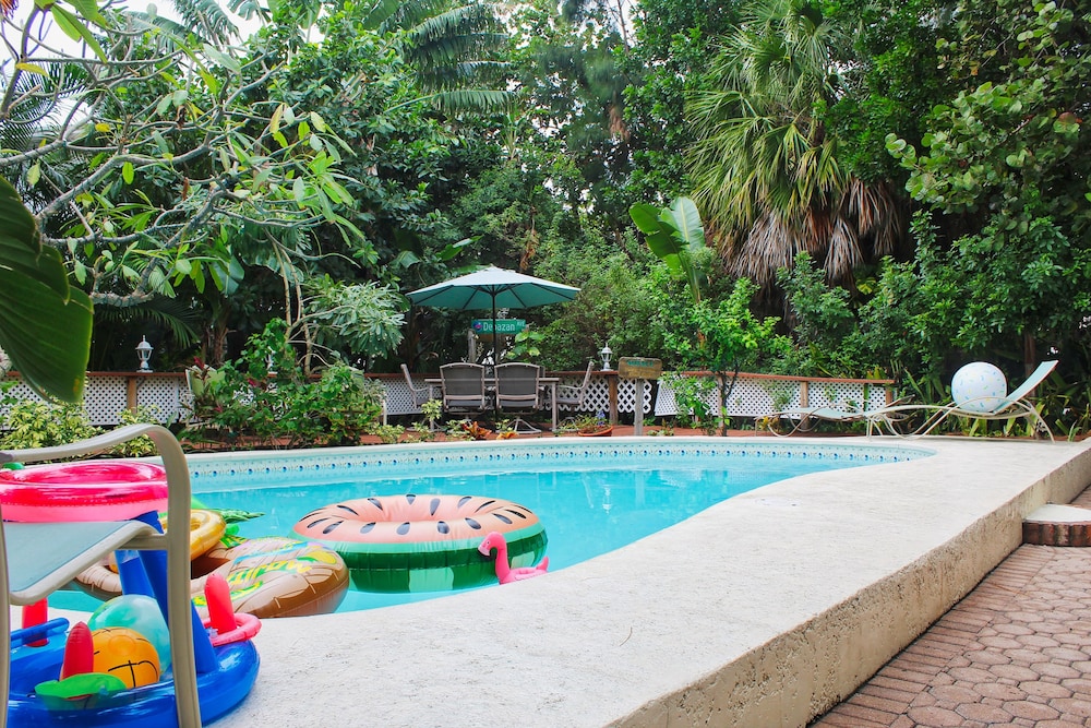 Treasure Island Vacations by TechTravel in Treasure Island, United States